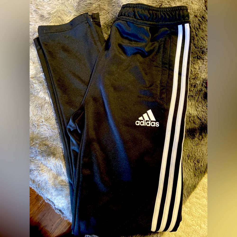 Boys Adidas track pants XL 15-16Y